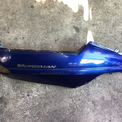 CARENA POSTERIORE DESTRA DX SUZUKI BURGMAN 250 400 K1 1999 2000 2001