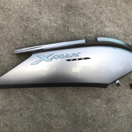 CARENA CODONE POSTERIORE DESTRO DX YAMAHA X-MAX 125 250 2005 2006 2007