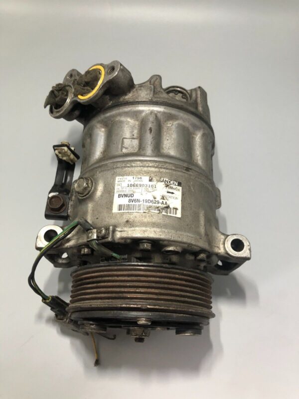 COMPRESSORE ARIA CONDIZIONATA FORD FOCUS codice  8v6n19d629aa