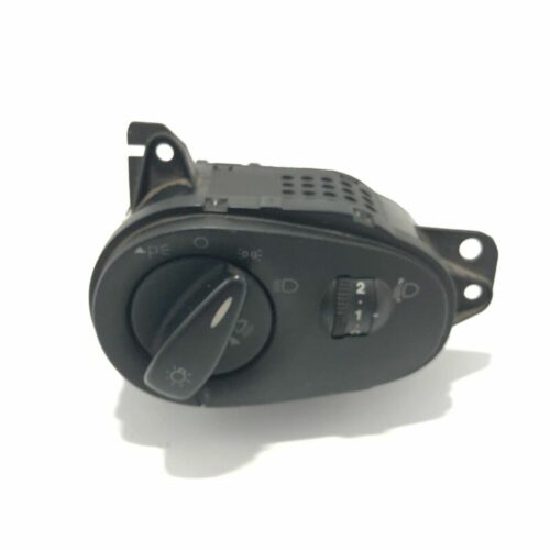 ford focus regolatore luci in vendita COD: 4986104