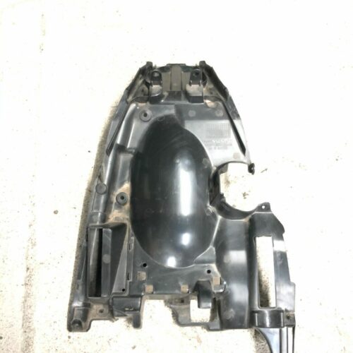 PARAFANGO INTERNO POSTERIORE HONDA SH MODE 125 COD: 80102-K29-9000