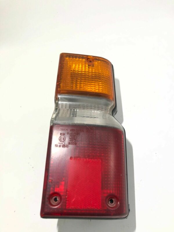 STOP FANALE POSTERIORE DESTRO DX DAIHATSU FEROZA 1° SERIE