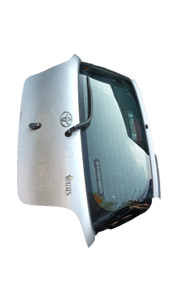 PORTELLONE COFANO POSTERIORE TOYOTA YARIS DAL 1998 AL 2005 - immagine 3